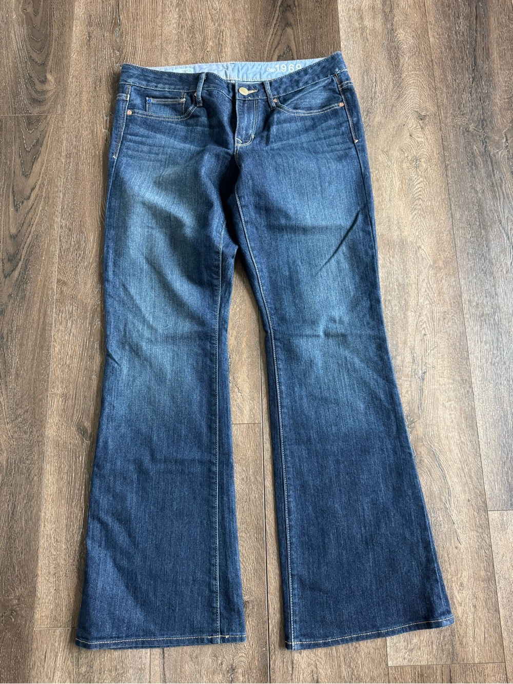 Gap Curvy Dark Blue Flare Jeans Women’s Size 31/12